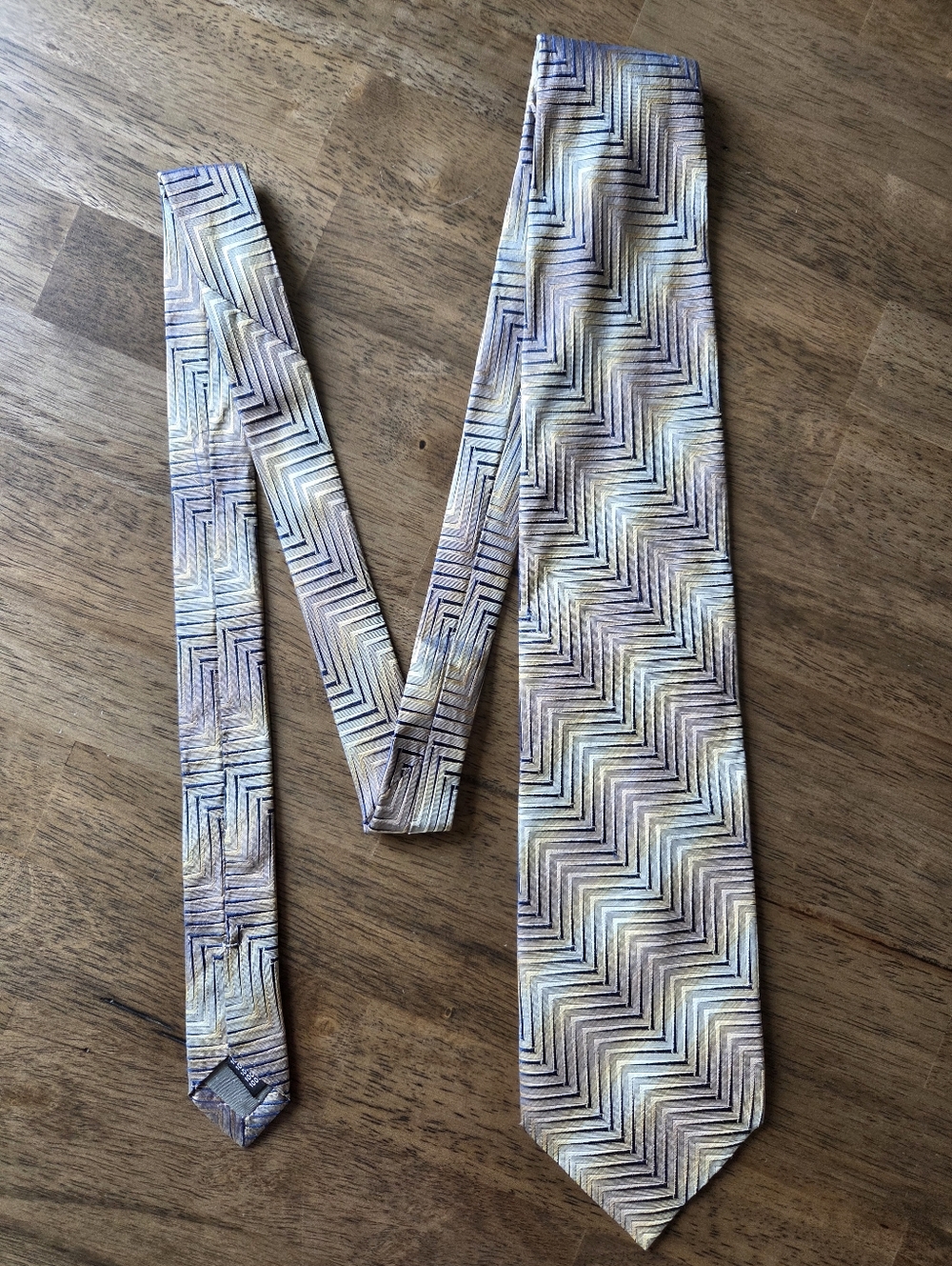Whitefield & Adams London Unique Staircase Chevron Silk Tie Eyecatching Sheen